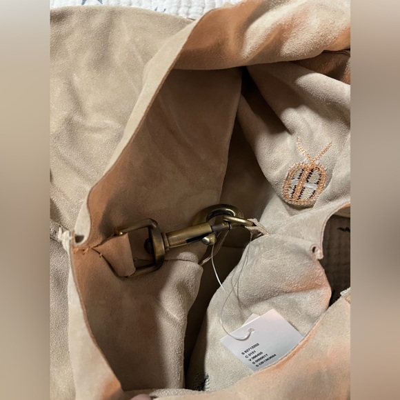 NWT Urban Outfitters Lex Embroidered Shoulder Bag - Picture 4 of 8